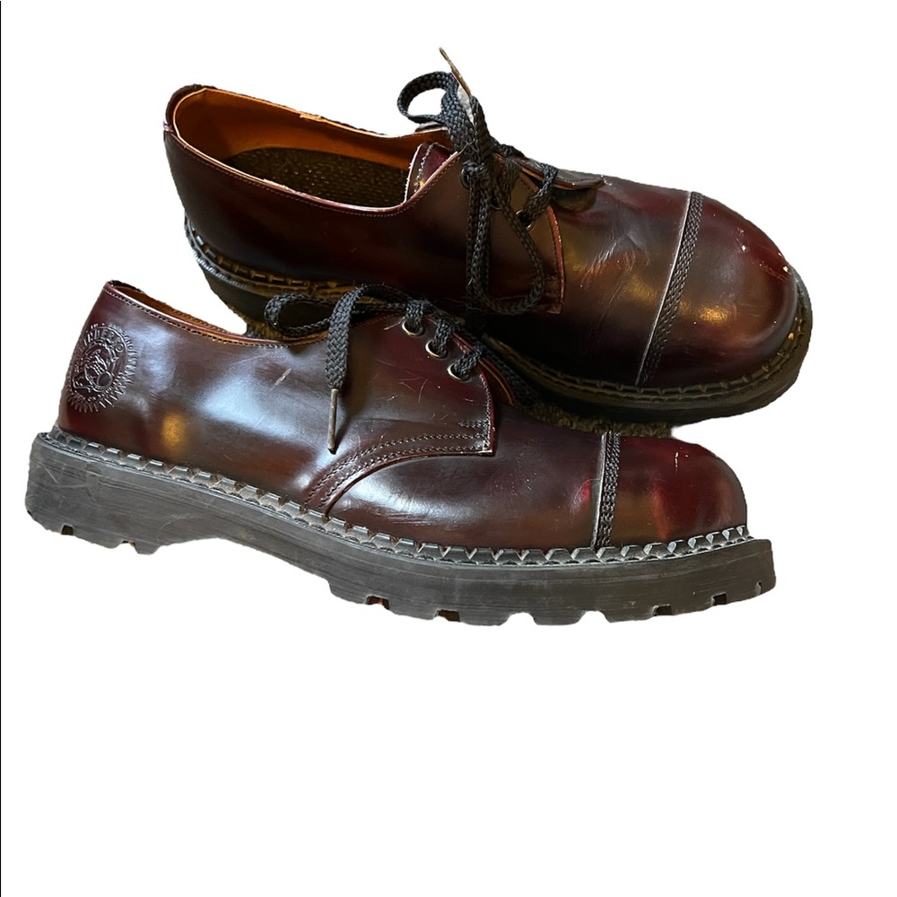 Vintage Made in England Grinders, size UK 8